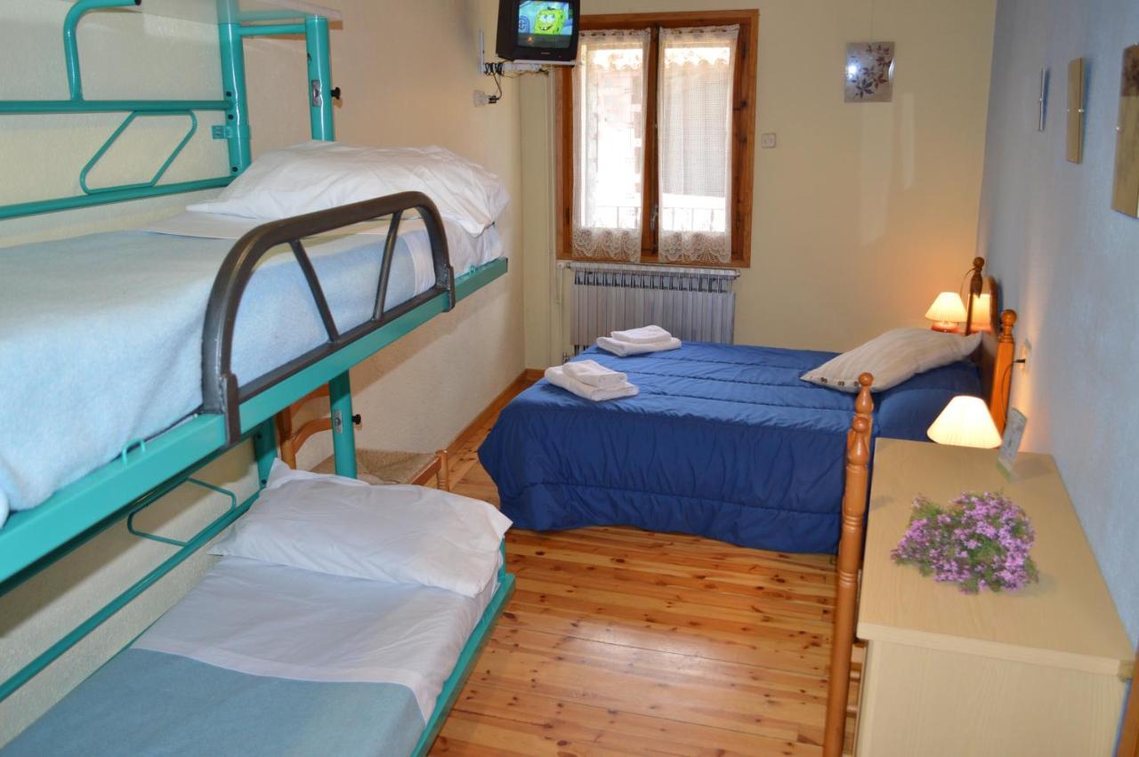 Hostal Pas De La Pera Aransá Eksteriør billede