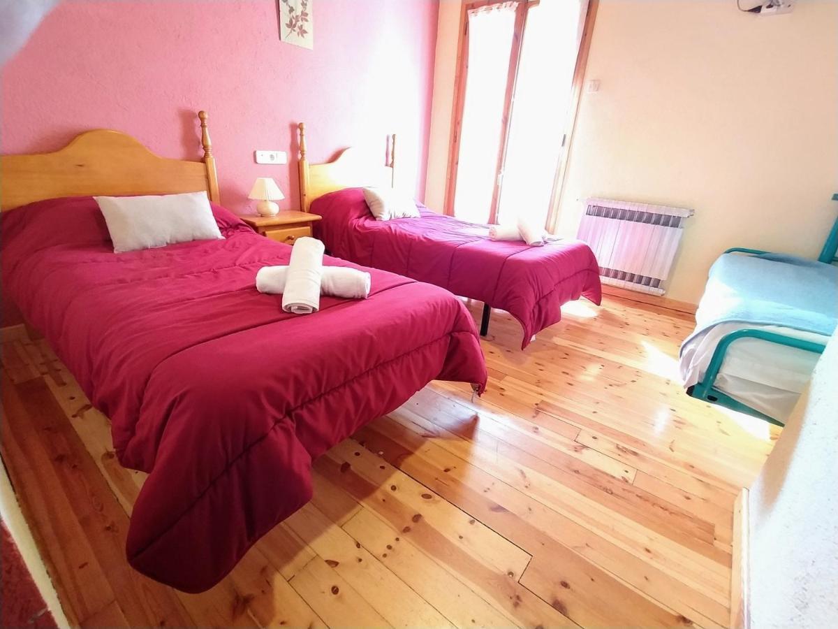Hostal Pas De La Pera Aransá Eksteriør billede